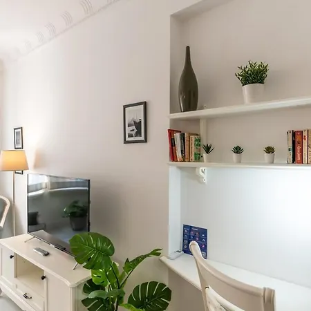 Apartman Cozy Getaway - Warmth And Comfort In The Isztambul
