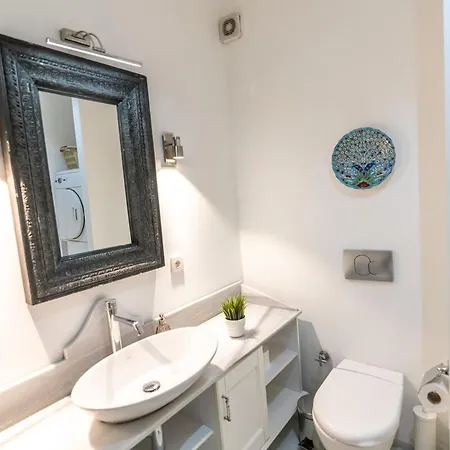 Cozy Getaway - Warmth And Comfort In The Apartman